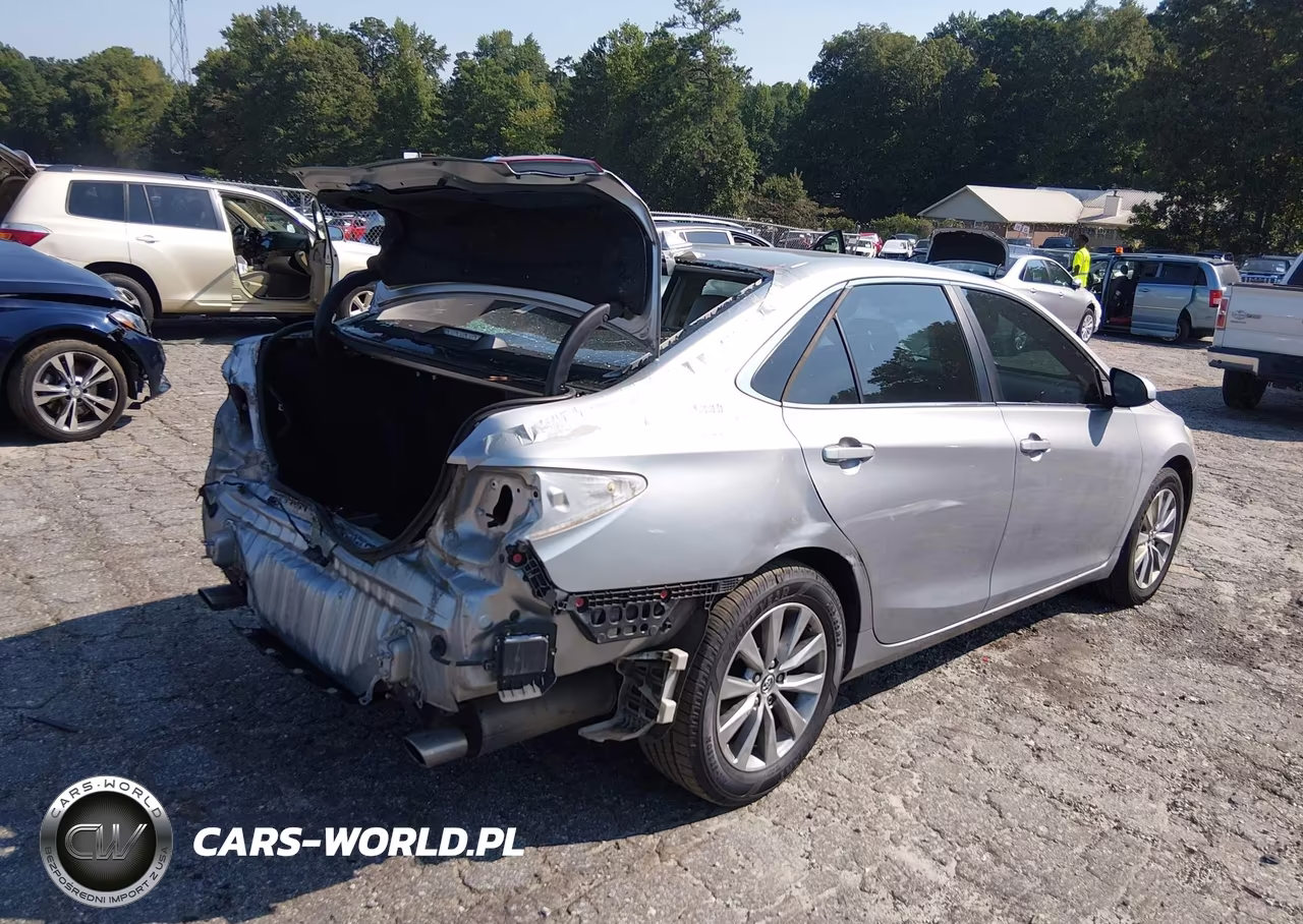 2016 Toyota Camry Xle V6 VIN:4T1BK1FK2GU569769 - 4