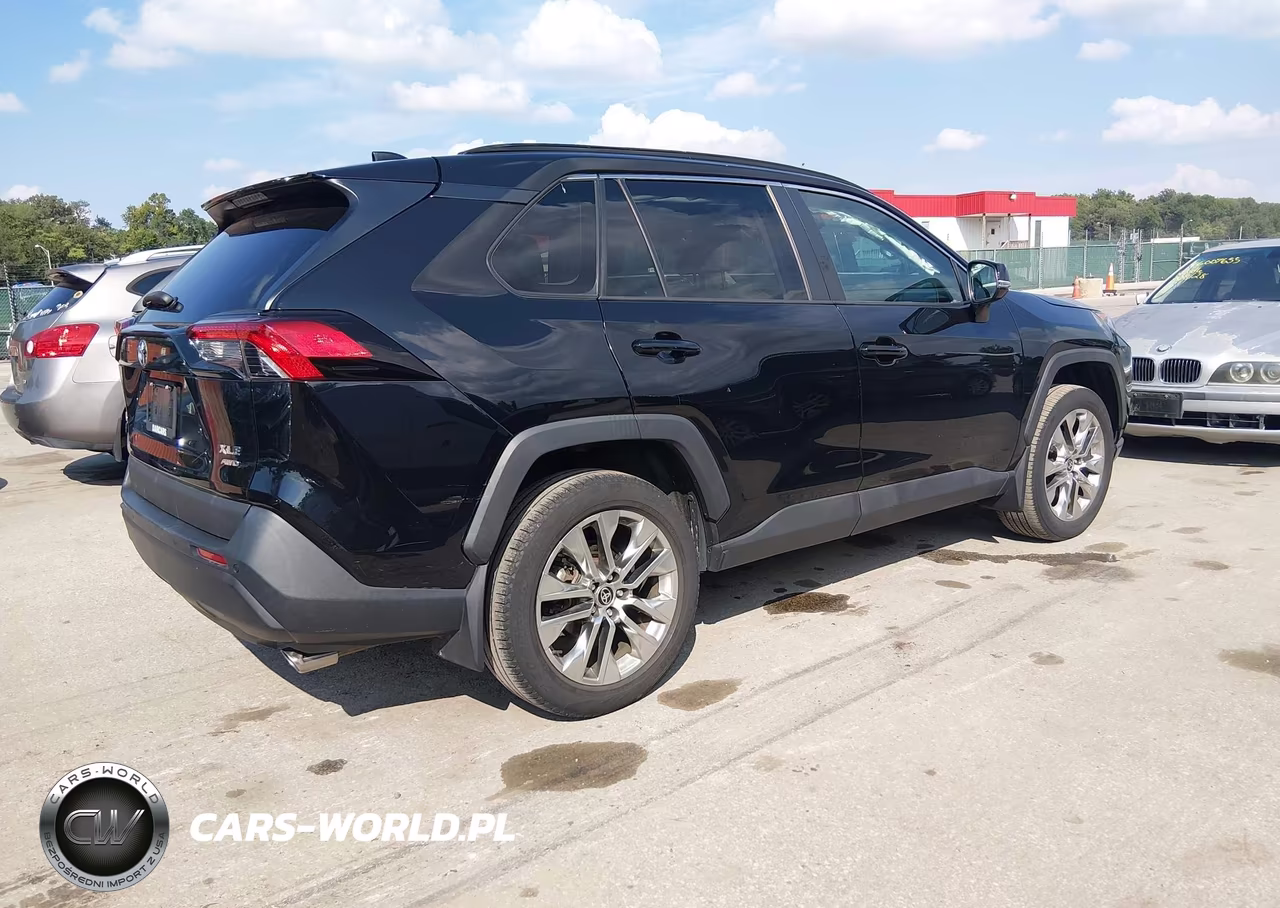 2021 Toyota Rav4 Xle Premium VIN:2T3A1RFV6MC236499 - 4