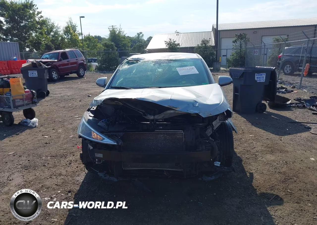 2020 Hyundai Elantra Sel VIN:5NPD84LF4LH626966 - 13