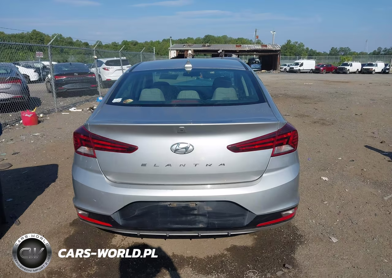 2020 Hyundai Elantra Sel VIN:5NPD84LF4LH626966 - 17