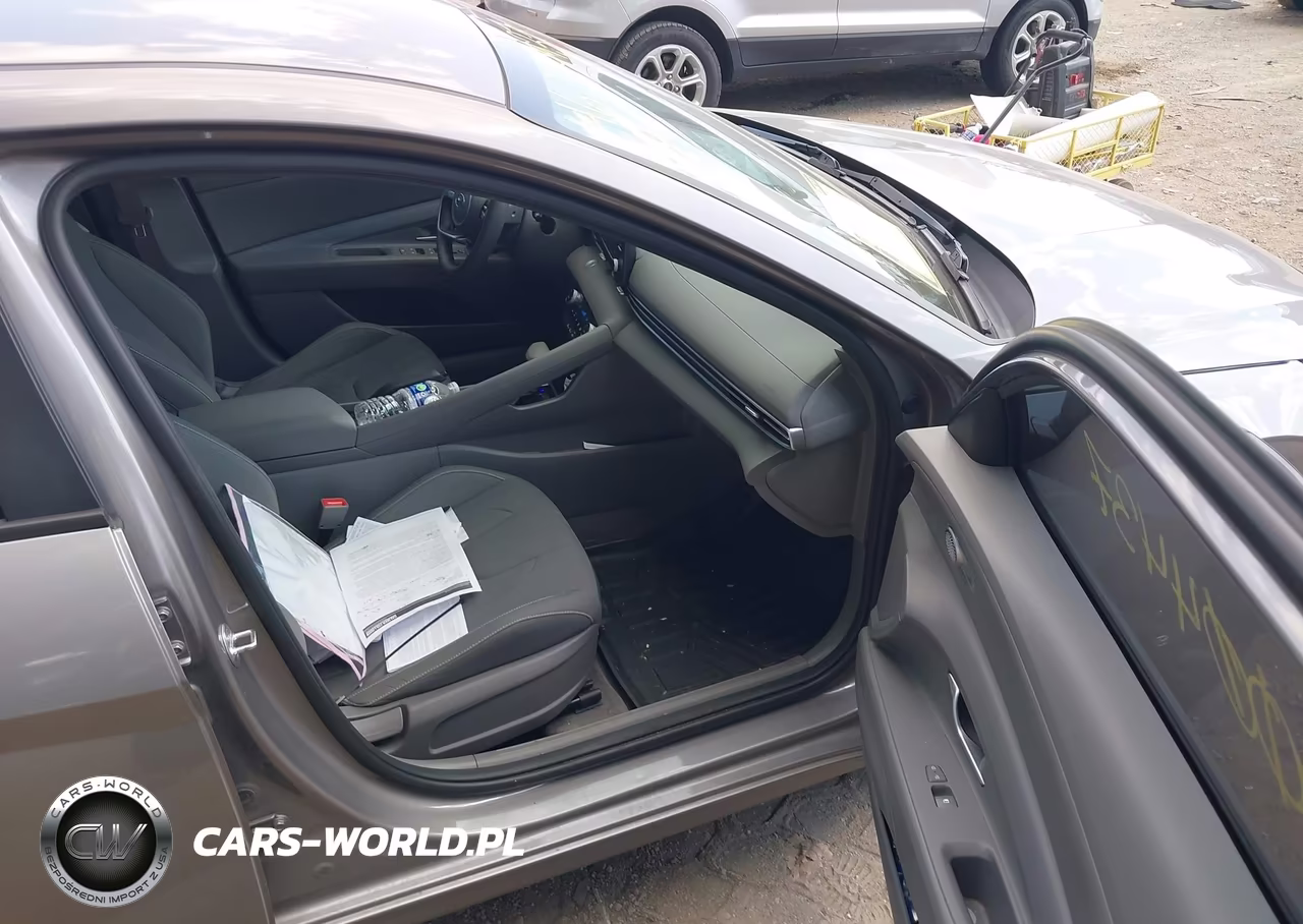 2023 Hyundai Elantra Sel VIN:KMHLM4AG1PU377939 - 5