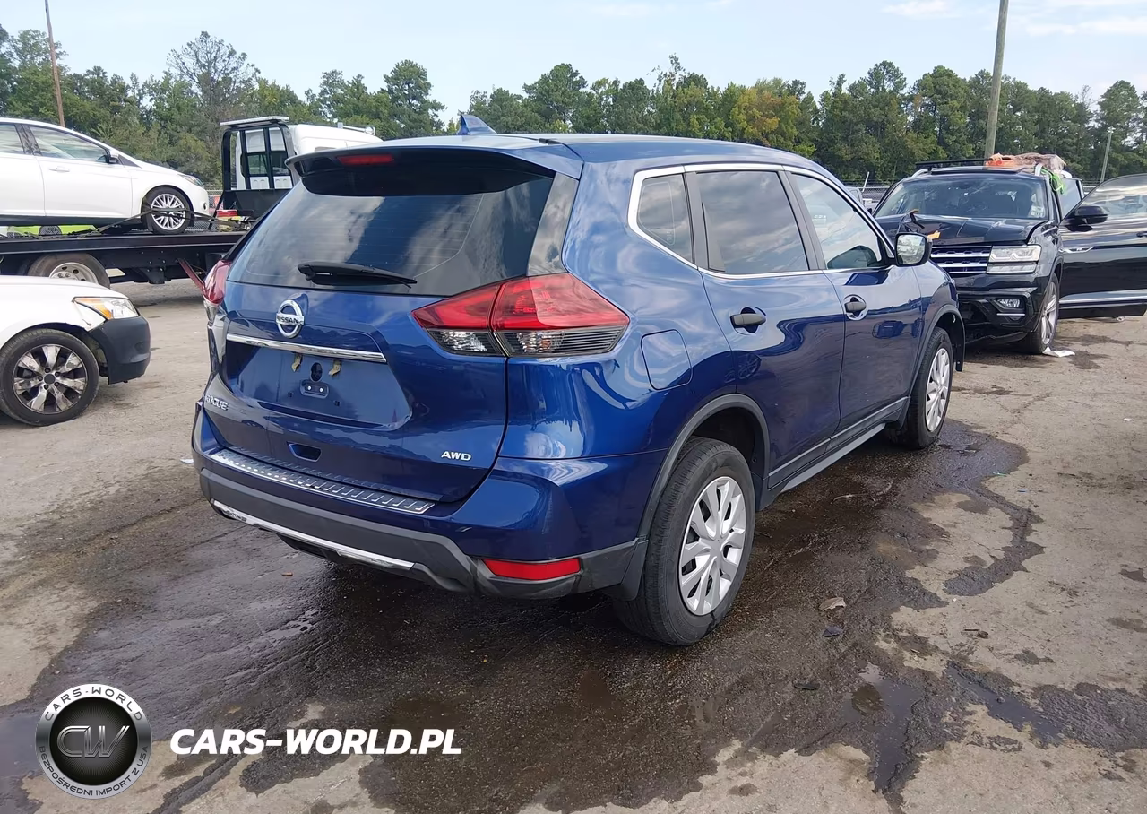 2019 Nissan Rogue S VIN:5N1AT2MV7KC836110 - 4