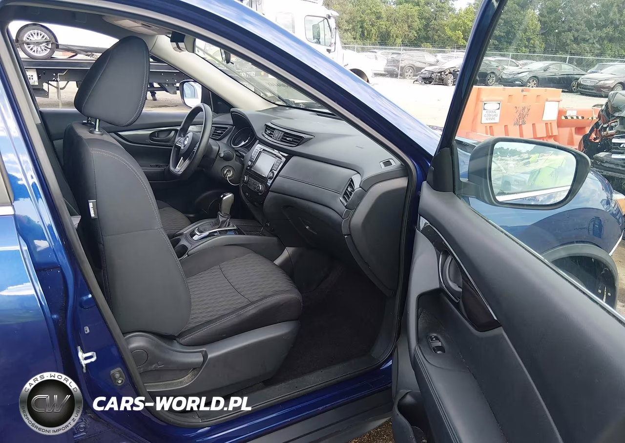 2019 Nissan Rogue S VIN:5N1AT2MV7KC836110 - 5