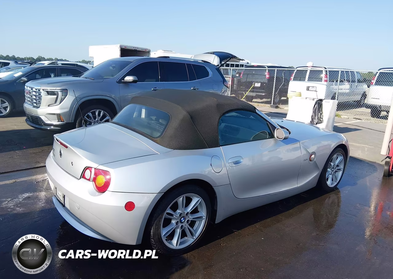 2003 BMW Z4 3.0I VIN:4USBT53423LU00893 - 4