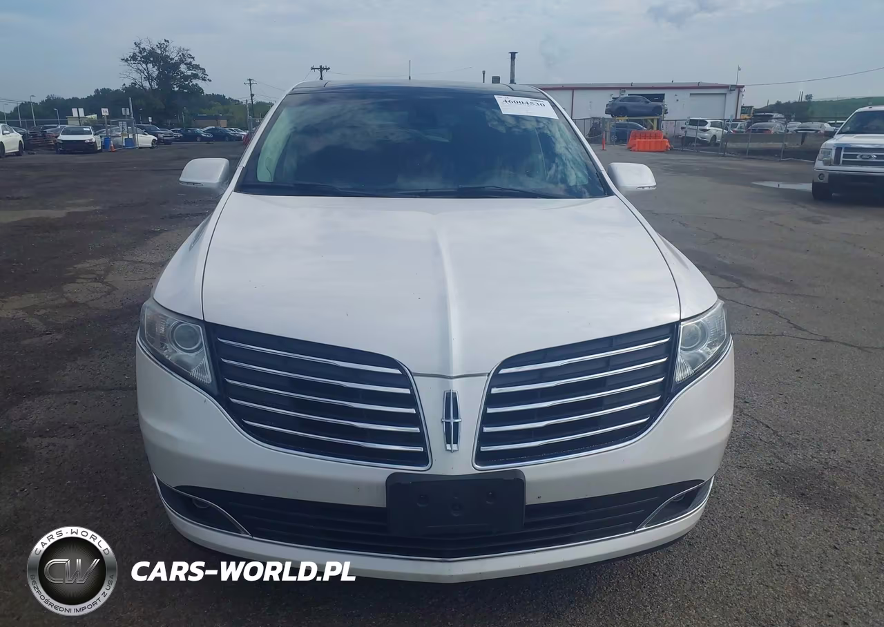2018 Lincoln Mkt Reserve VIN:2LMHJ5AT3JBL01254 - 12
