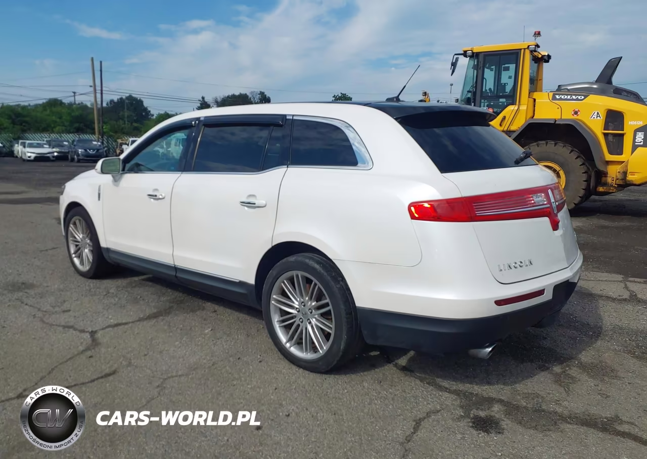 2018 Lincoln Mkt Reserve VIN:2LMHJ5AT3JBL01254 - 3