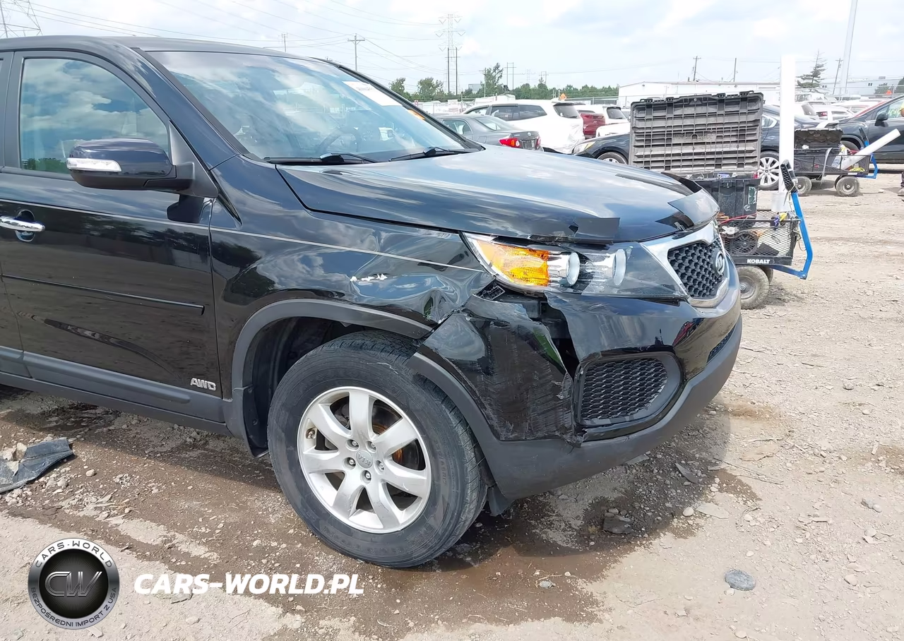2013 Kia Sorento Lx VIN:5XYKTCA65DG410202 - 6