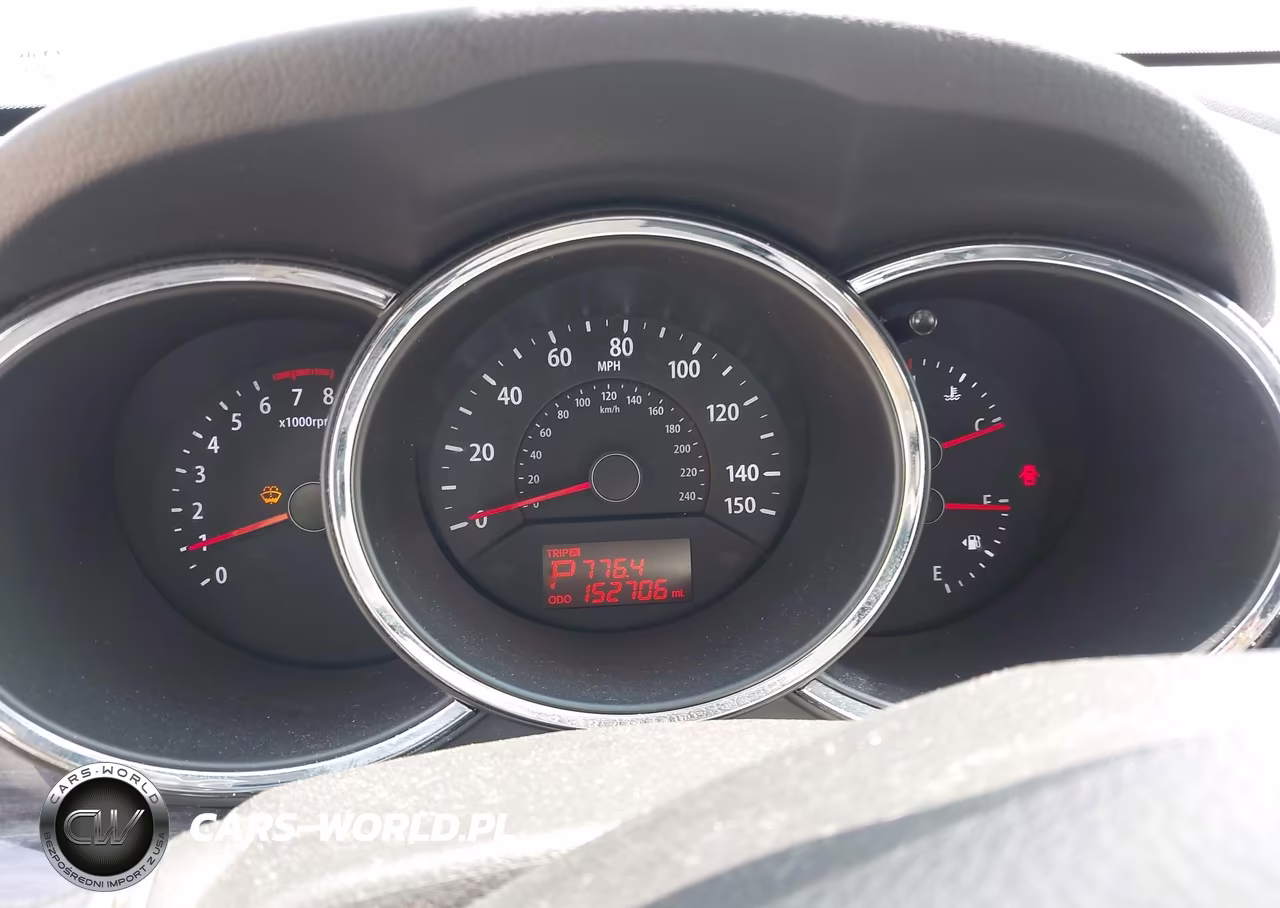 2013 Kia Sorento Lx VIN:5XYKTCA65DG410202 - 7