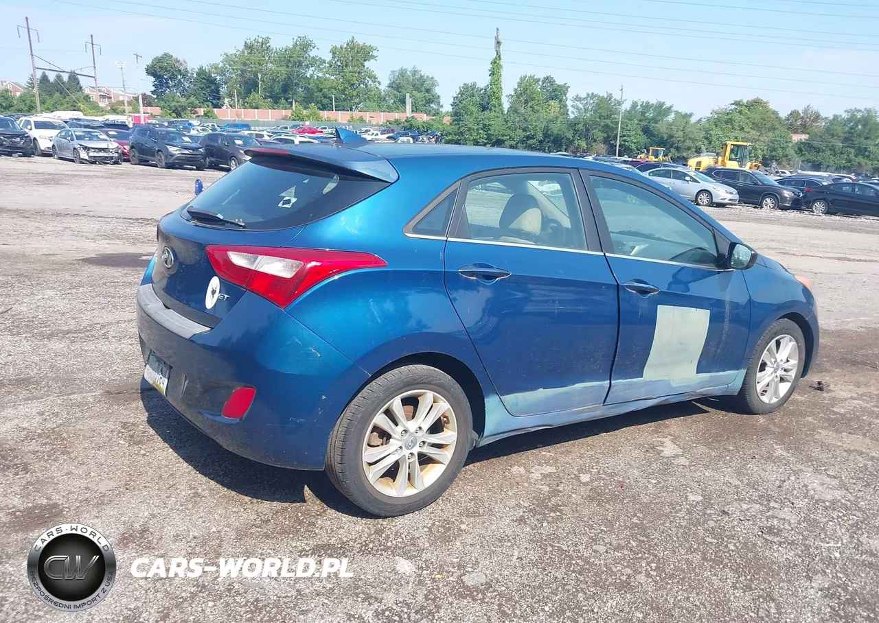 2013 Hyundai Elantra Gt VIN:KMHD35LE1DU153218 - 4