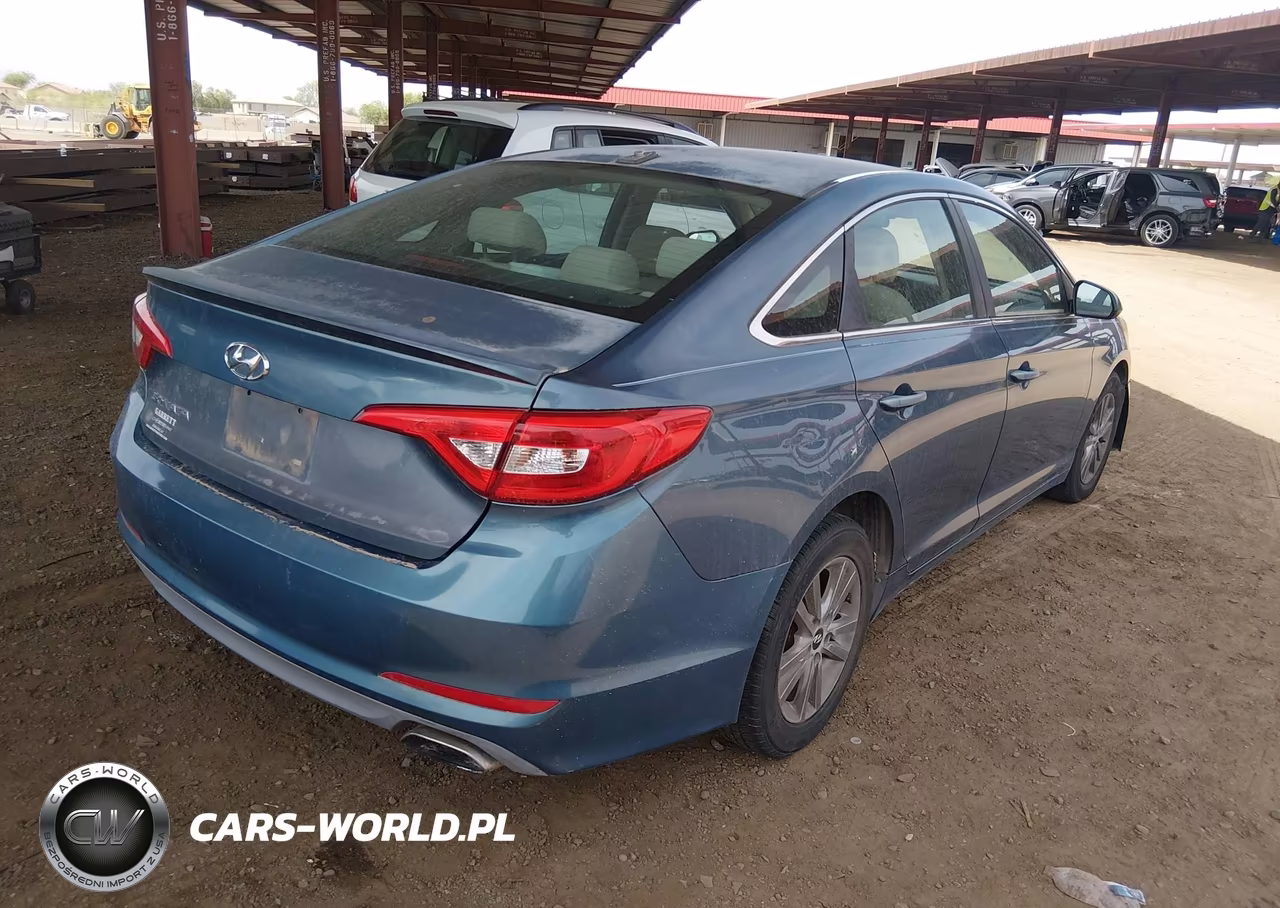2015 Hyundai Sonata Se VIN:5NPE24AF4FH118610 - 4