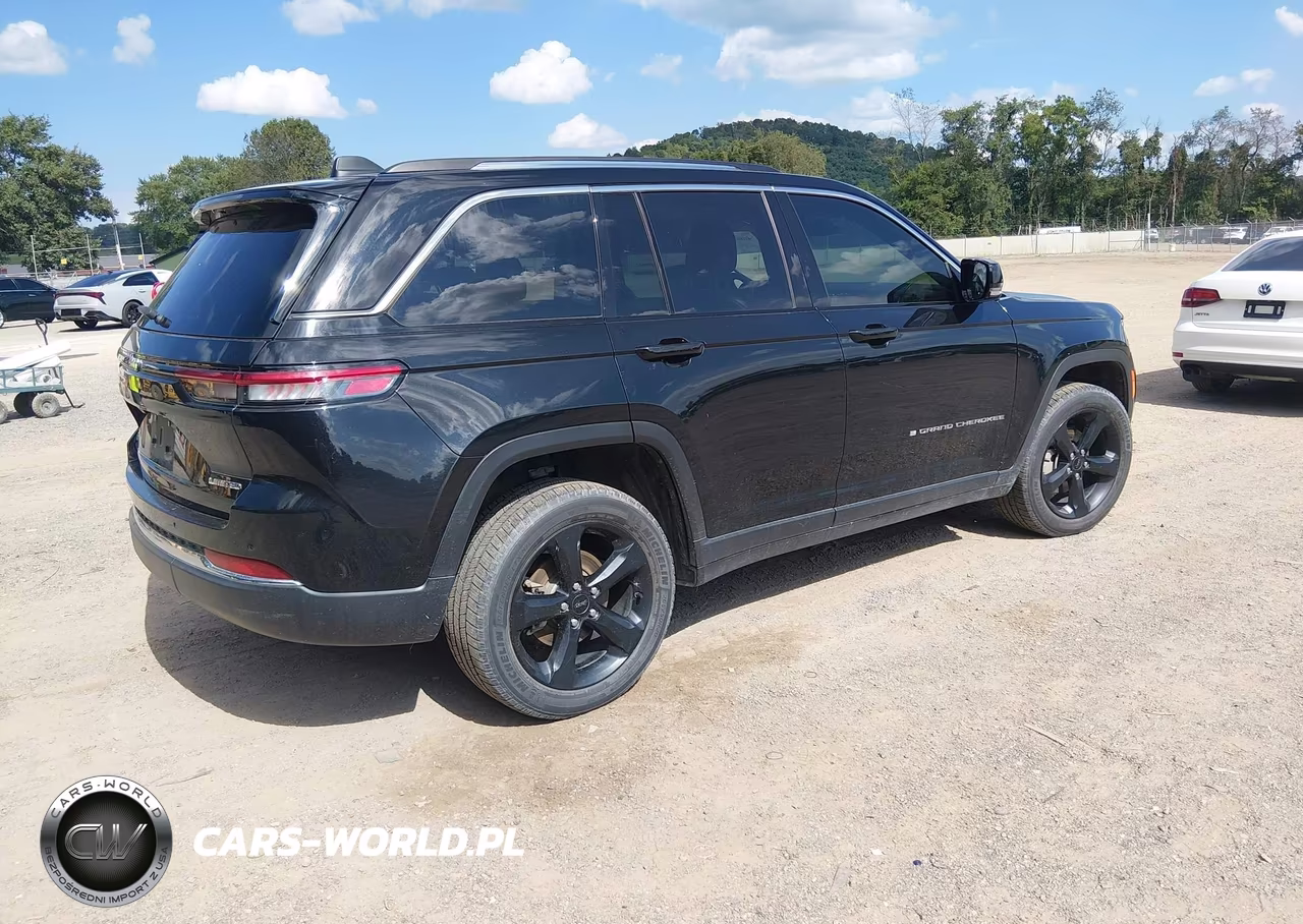2022 Jeep Grand Cherokee Limited 4X4 VIN:1C4RJHBG9N8553574 - 4