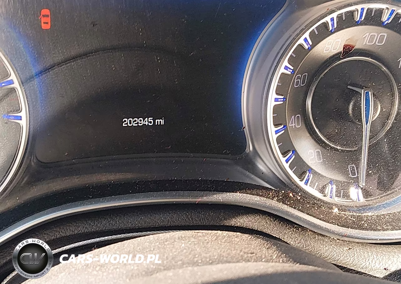 2012 Chrysler 300 Limited VIN:2C3CCACG1CH250757 - 15