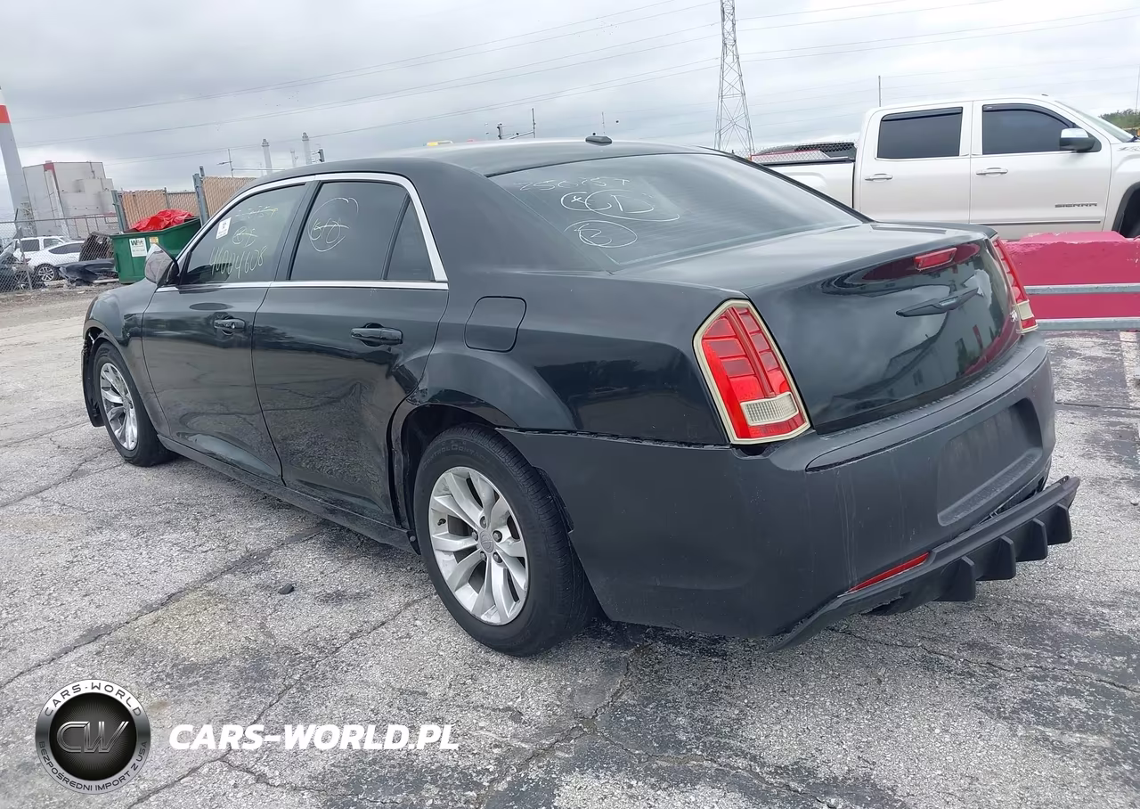 2012 Chrysler 300 Limited VIN:2C3CCACG1CH250757 - 3