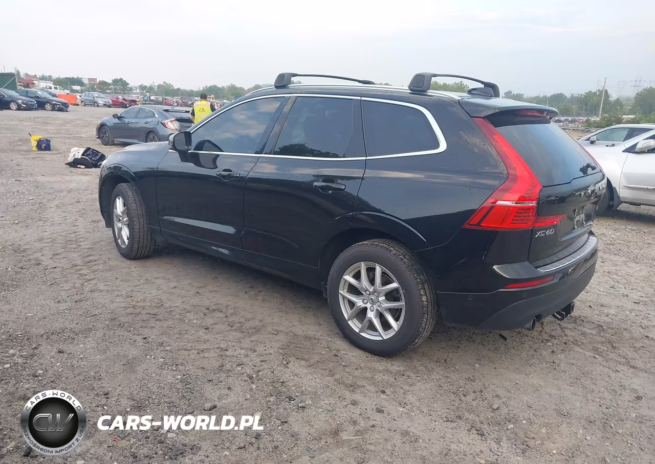 2018 Volvo Xc60 T5 Momentum VIN:YV4102RK4J1009202 - 3