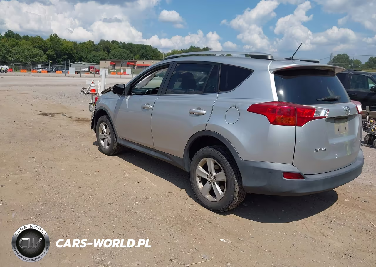 2013 Toyota Rav4 Xle VIN:2T3WFREV1DW041868 - 3