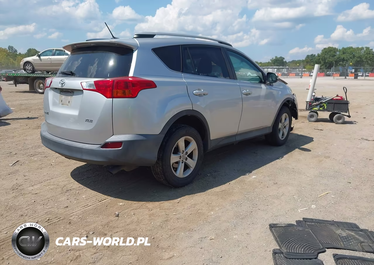 2013 Toyota Rav4 Xle VIN:2T3WFREV1DW041868 - 4