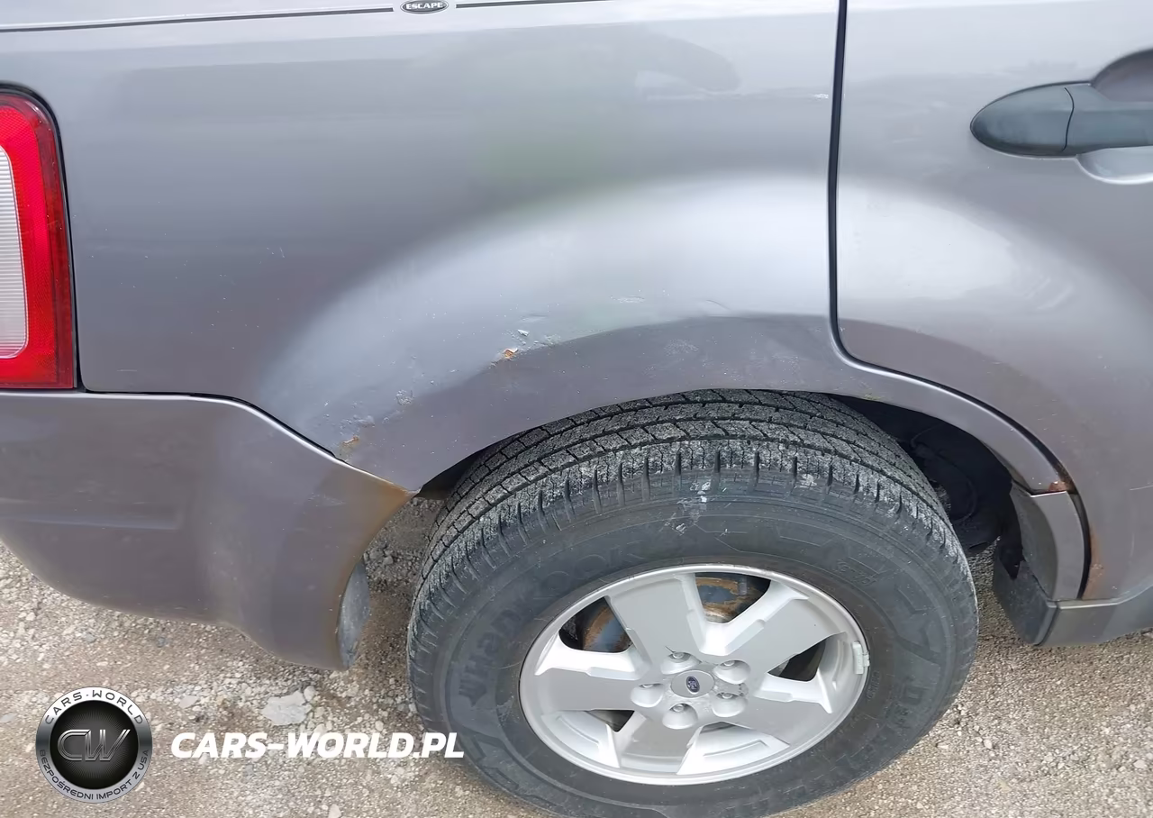 2008 Ford Escape Xlt VIN:1FMCU93108KB91618 - 12