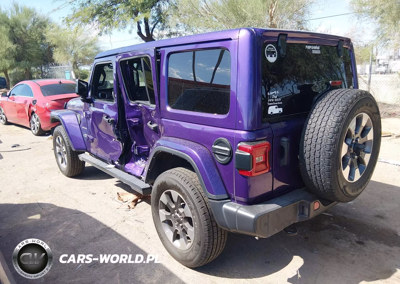 2023 Jeep Wrangler 4-Door Sahara 4X4 VIN:1C4HJXEN9PW533856 - 3