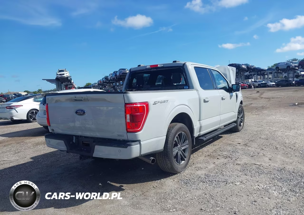 2023 Ford F-150 Xlt VIN:1FTEW1C82PFA57349 - 4