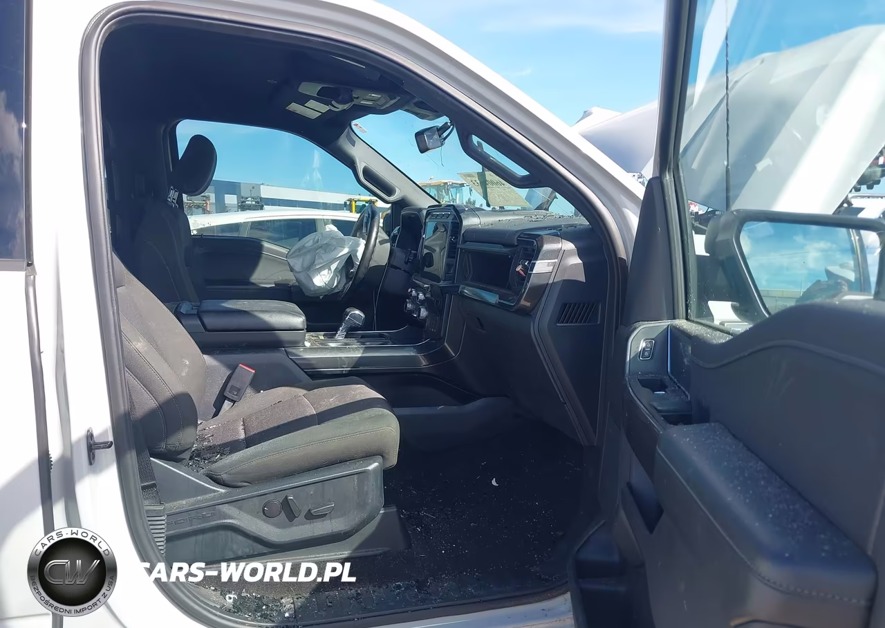 2023 Ford F-150 Xlt VIN:1FTEW1C82PFA57349 - 5