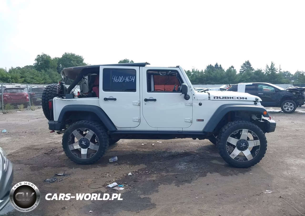 2013 Jeep Wrangler Unlimited Rubicon 10Th Anniversary VIN:1C4BJWFG4DL664433 - 13