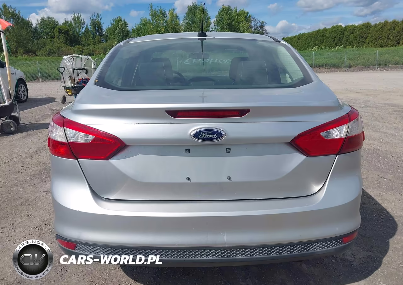 2012 Ford Focus S VIN:1FAHP3E2XCL331946 - 16