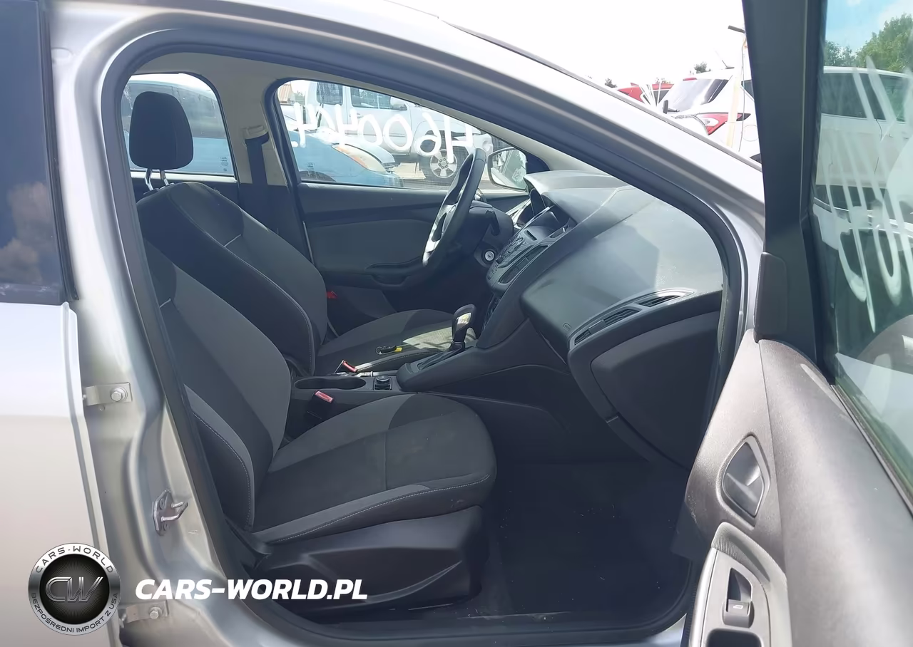 2012 Ford Focus S VIN:1FAHP3E2XCL331946 - 5