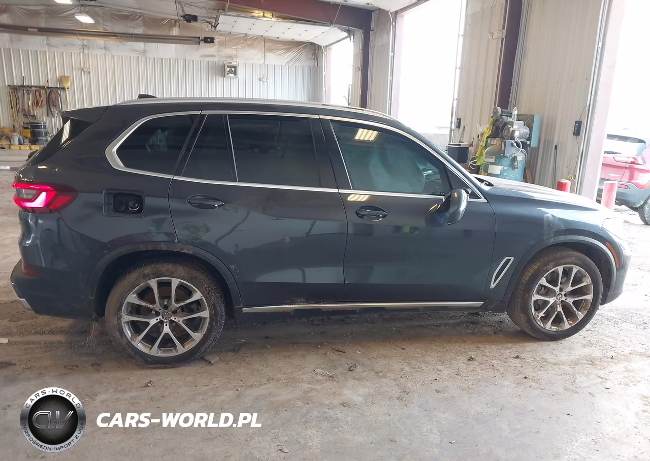 2022 BMW X5 xDrive40I VIN:5UXCR6C07N9M89886 - 6