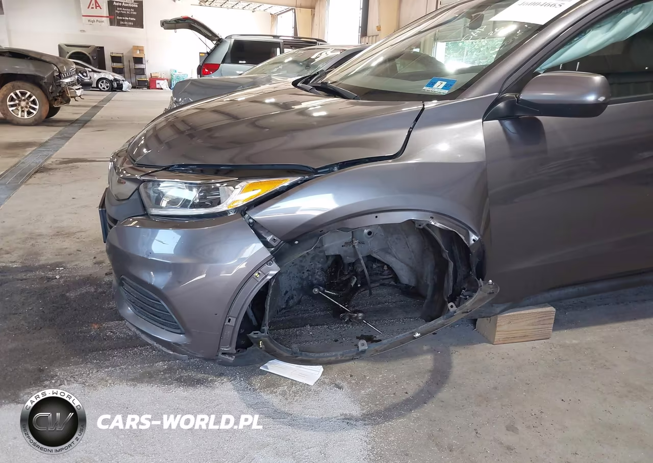 2020 Honda Hr-V Awd Lx VIN:3CZRU6H30LM718558 - 6