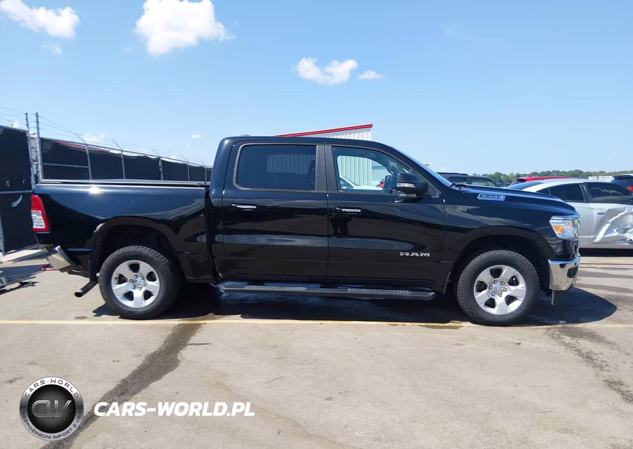 2020 Ram 1500 Big Horn 4X4 5'7 Box VIN:1C6RRFFGXLN104935 - 14