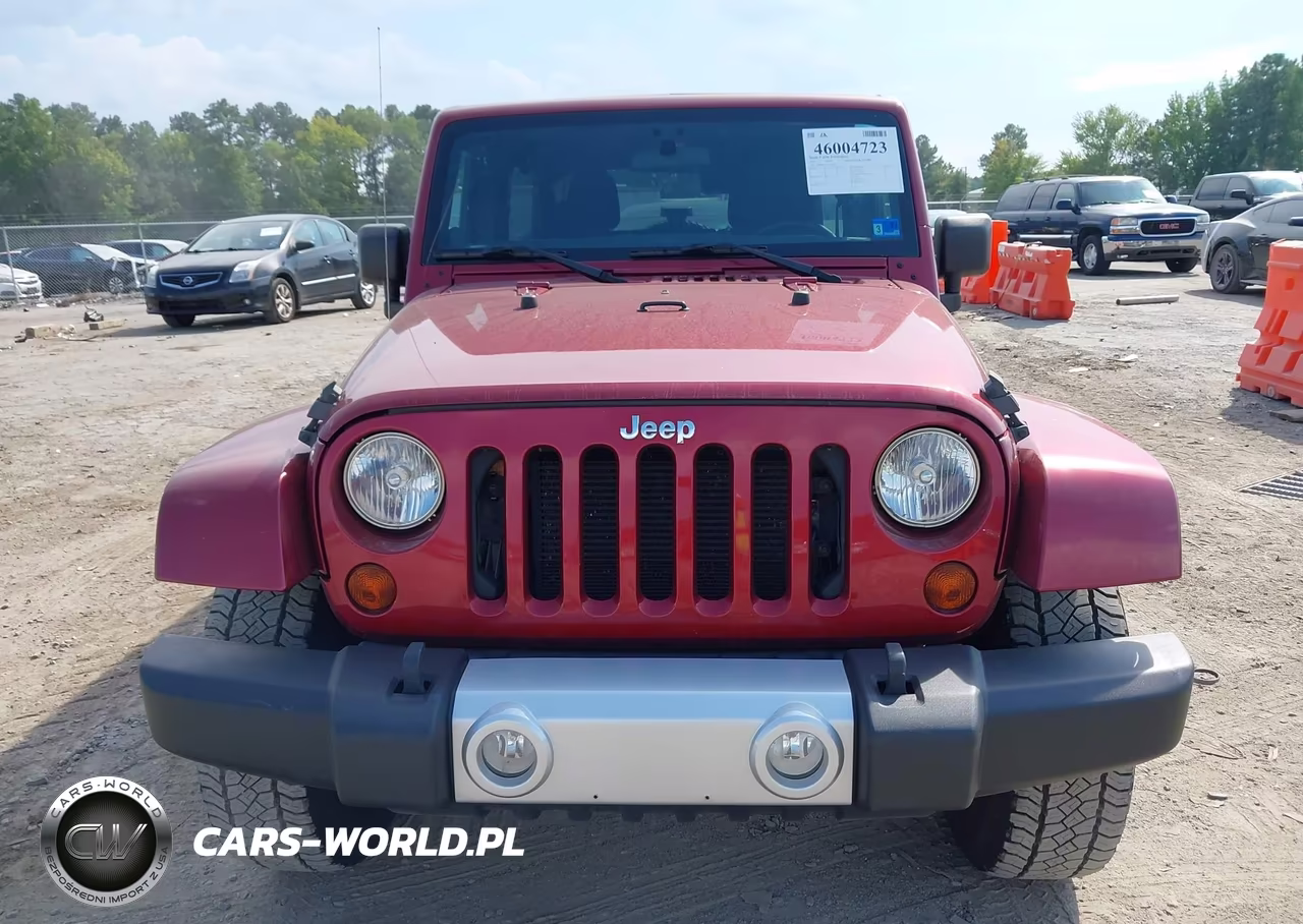 2012 Jeep Wrangler Unlimited Sahara VIN:1C4BJWEG5CL184515 - 12