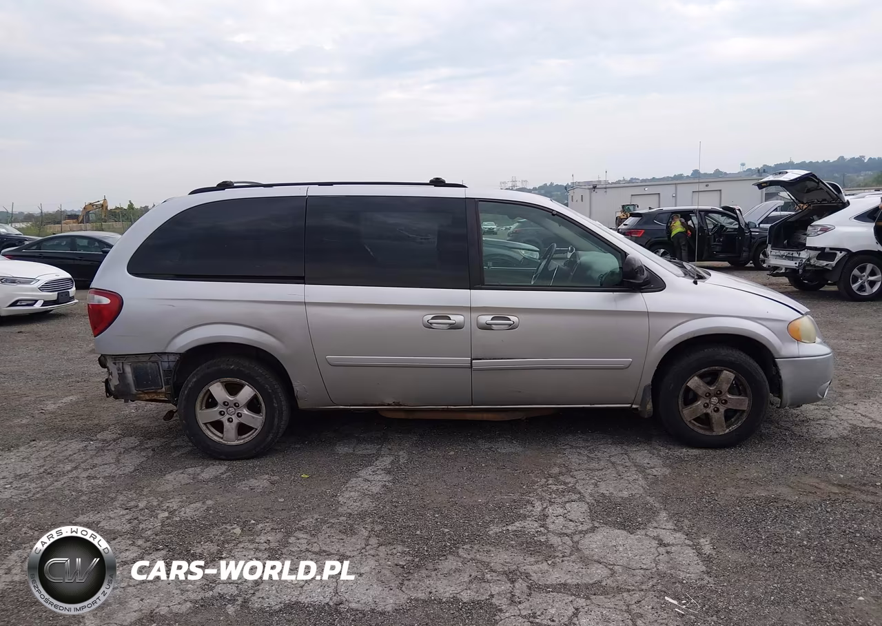2007 Dodge Grand Caravan Sxt VIN:2D8GP44LX7R180725 - 13