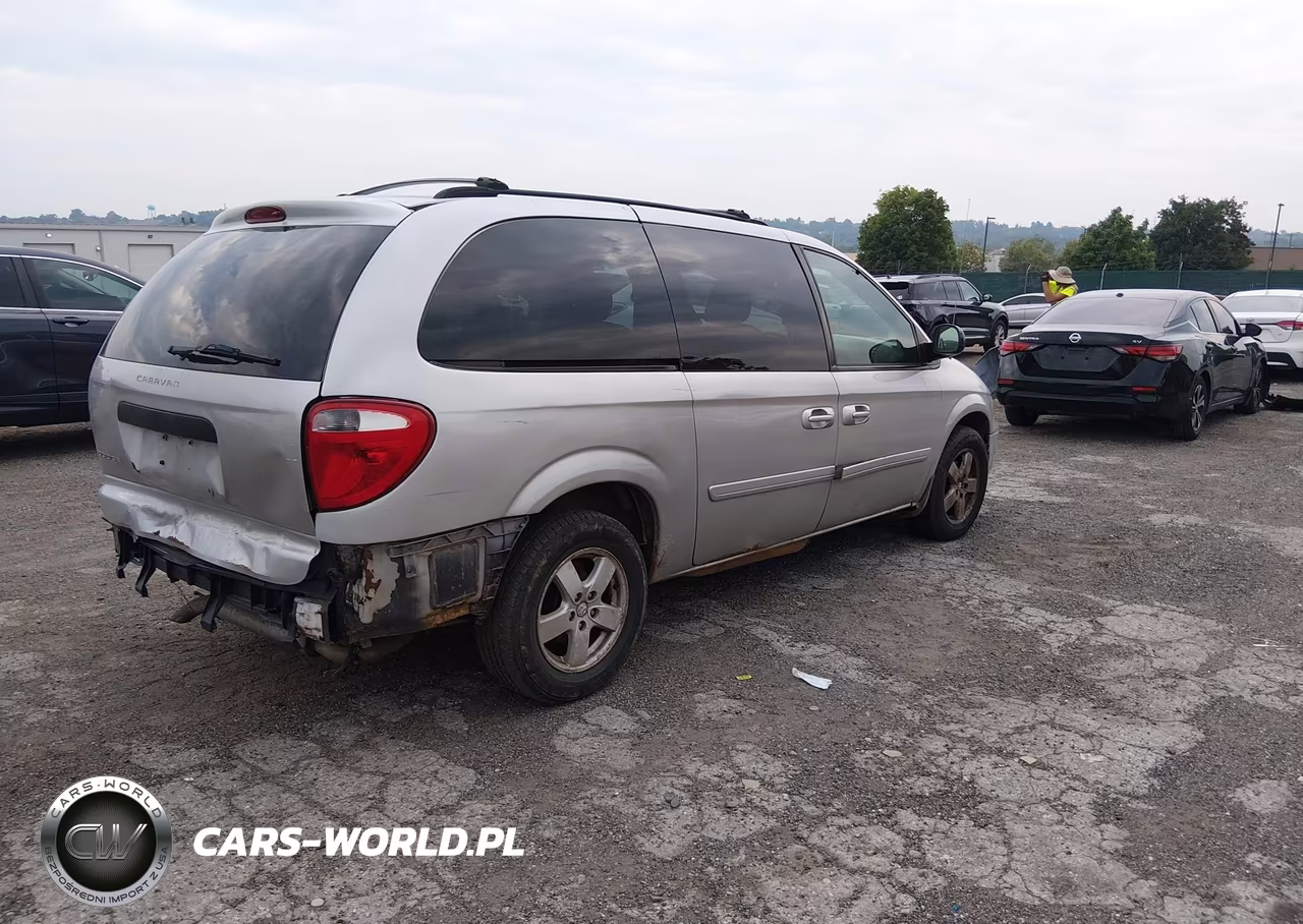 2007 Dodge Grand Caravan Sxt VIN:2D8GP44LX7R180725 - 4