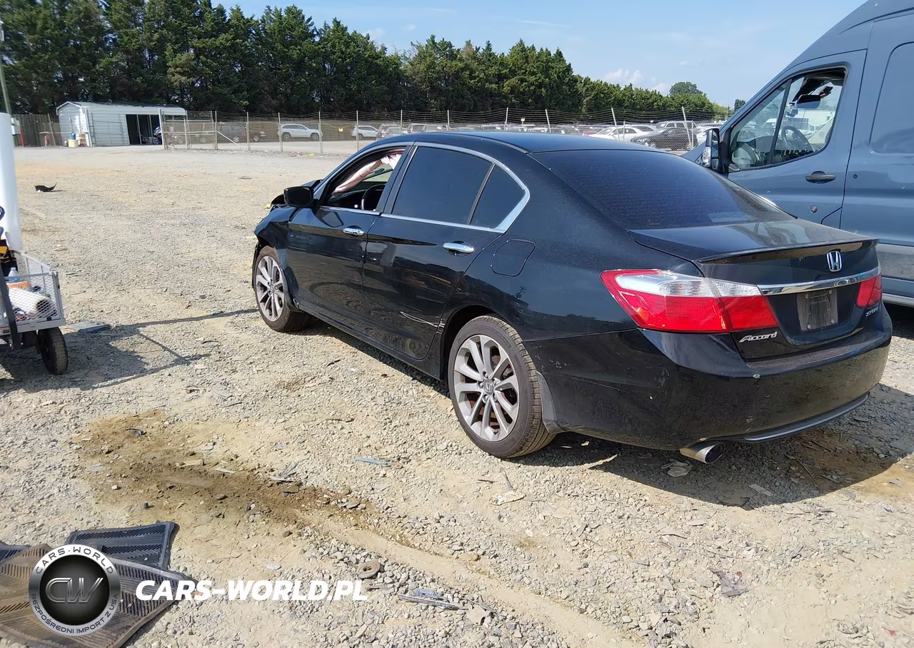 2015 Honda Accord Sport VIN:1HGCR2E53FA044386 - 3
