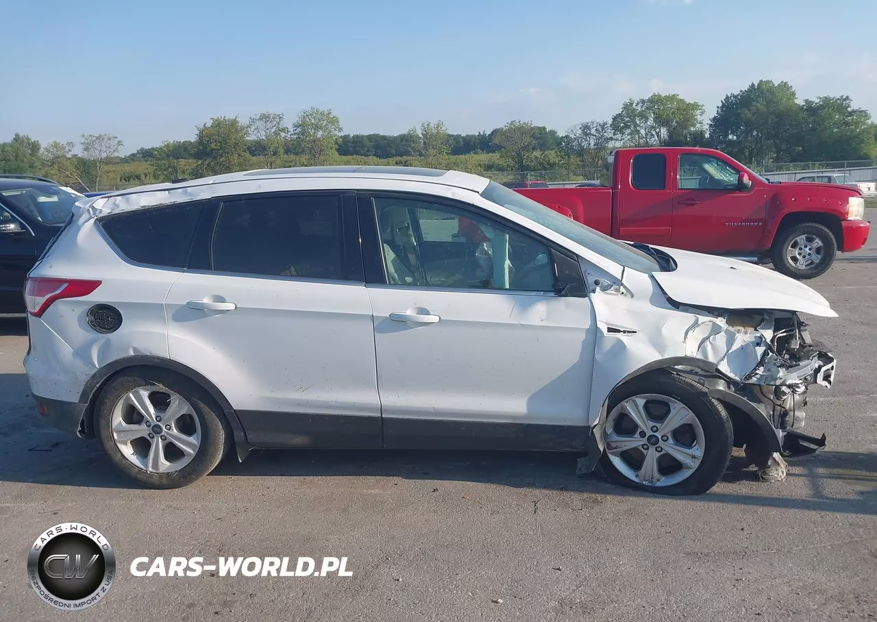 2015 Ford Escape Se VIN:1FMCU0G94FUB08723 - 14