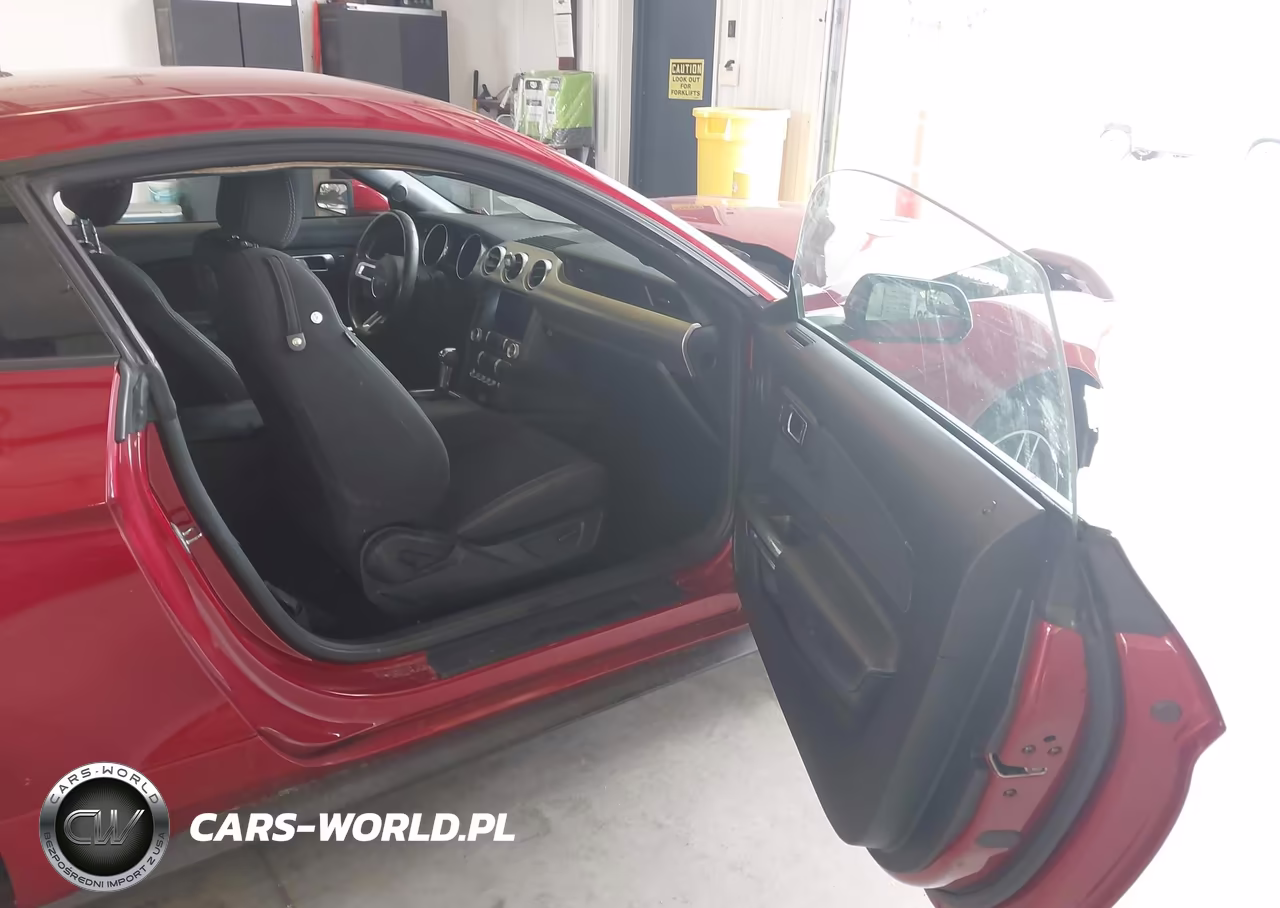 2020 Ford Mustang Ecoboost Fastback VIN:1FA6P8TH0L5166859 - 5