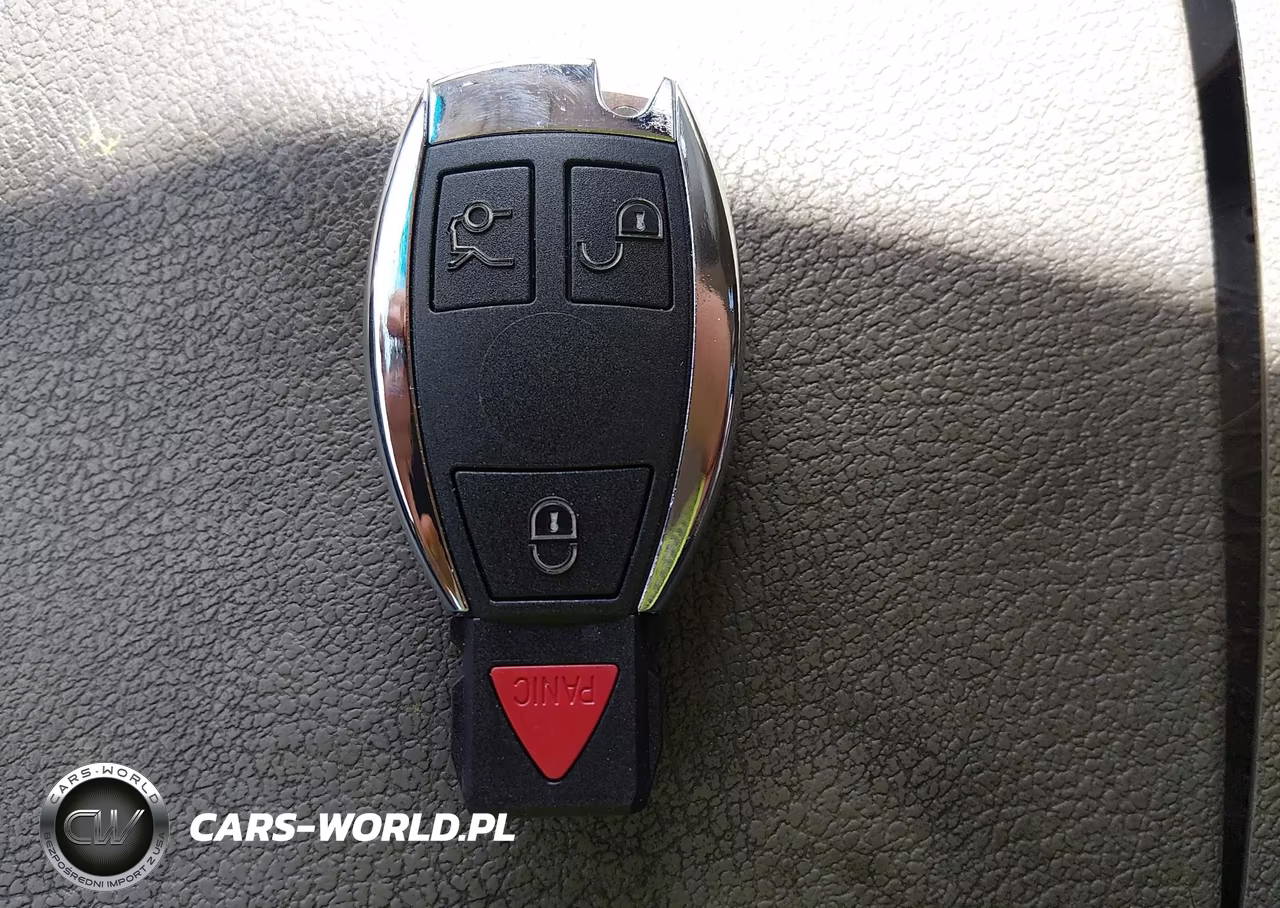 2011 Mercedes-Benz E 350 4Matic VIN:WDDHF8HBXBA382014 - 11