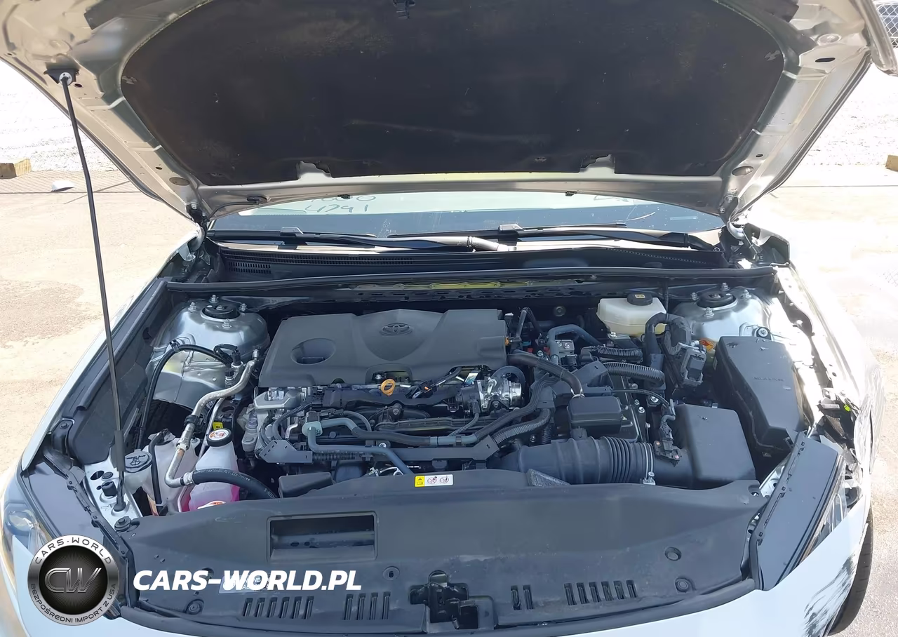 2026 Toyota Camry Le VIN:4T1DAACK7TU757441 - 10
