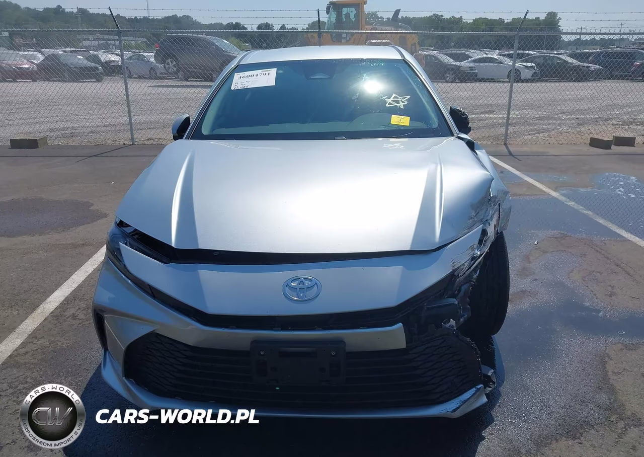2026 Toyota Camry Le VIN:4T1DAACK7TU757441 - 12