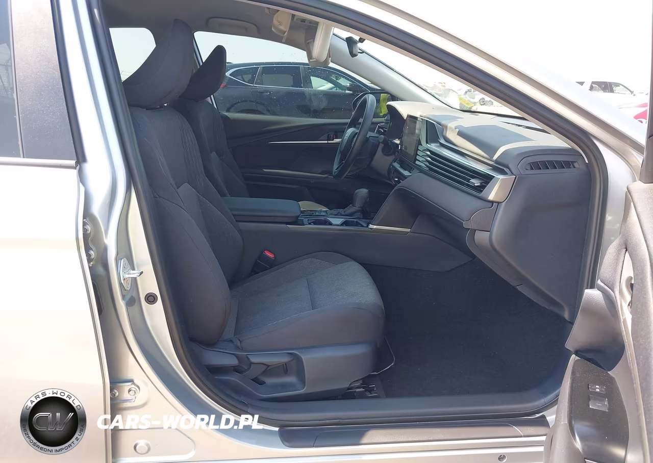 2026 Toyota Camry Le VIN:4T1DAACK7TU757441 - 5