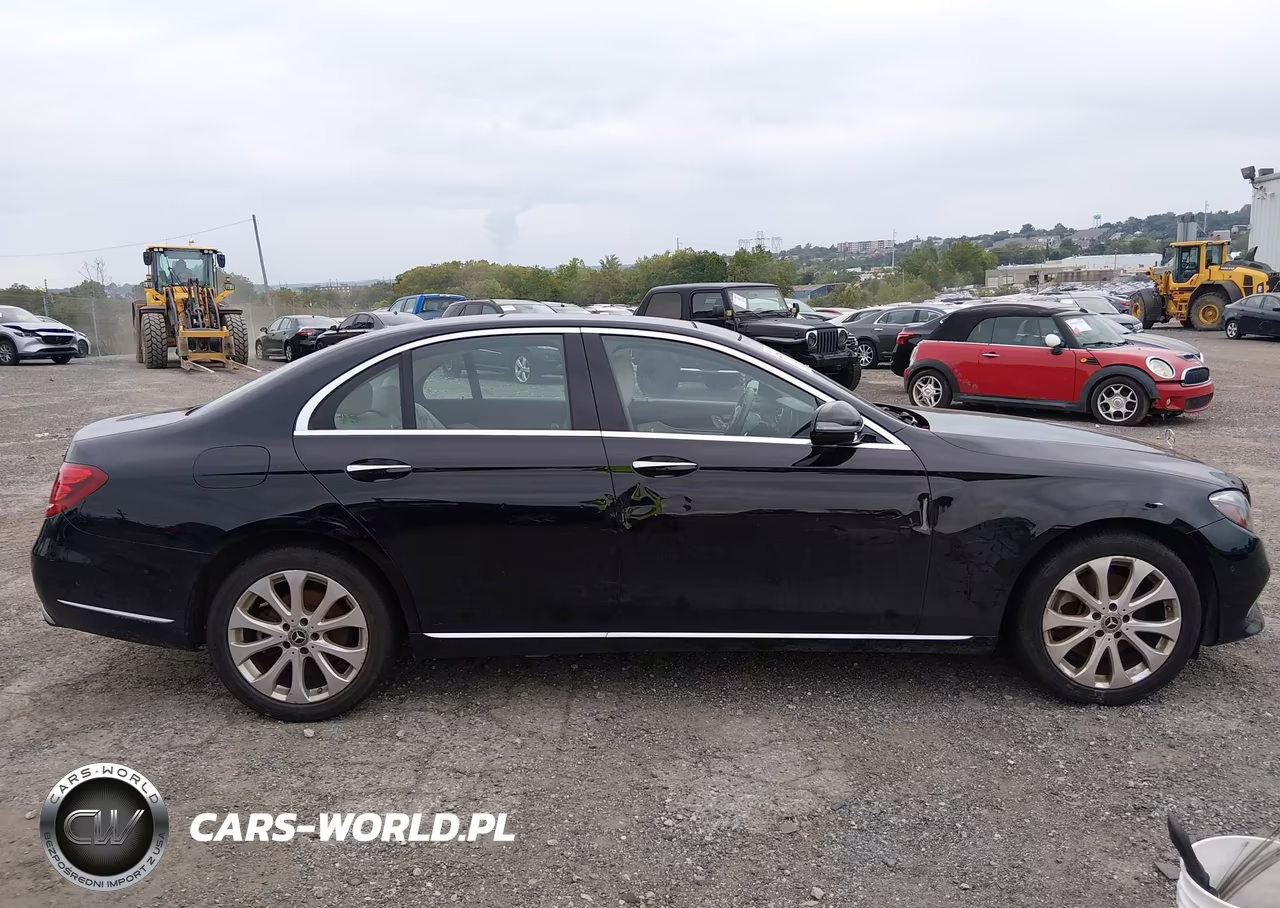 2018 Mercedes-Benz E 300 4Matic VIN:WDDZF4KB5JA377503 - 13