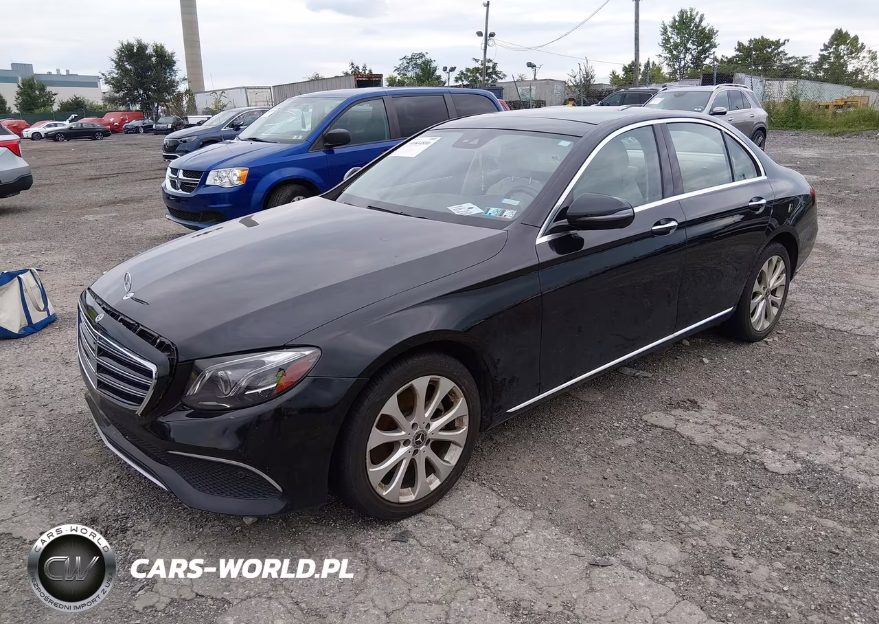 2018 Mercedes-Benz E 300 4Matic VIN:WDDZF4KB5JA377503 - 2