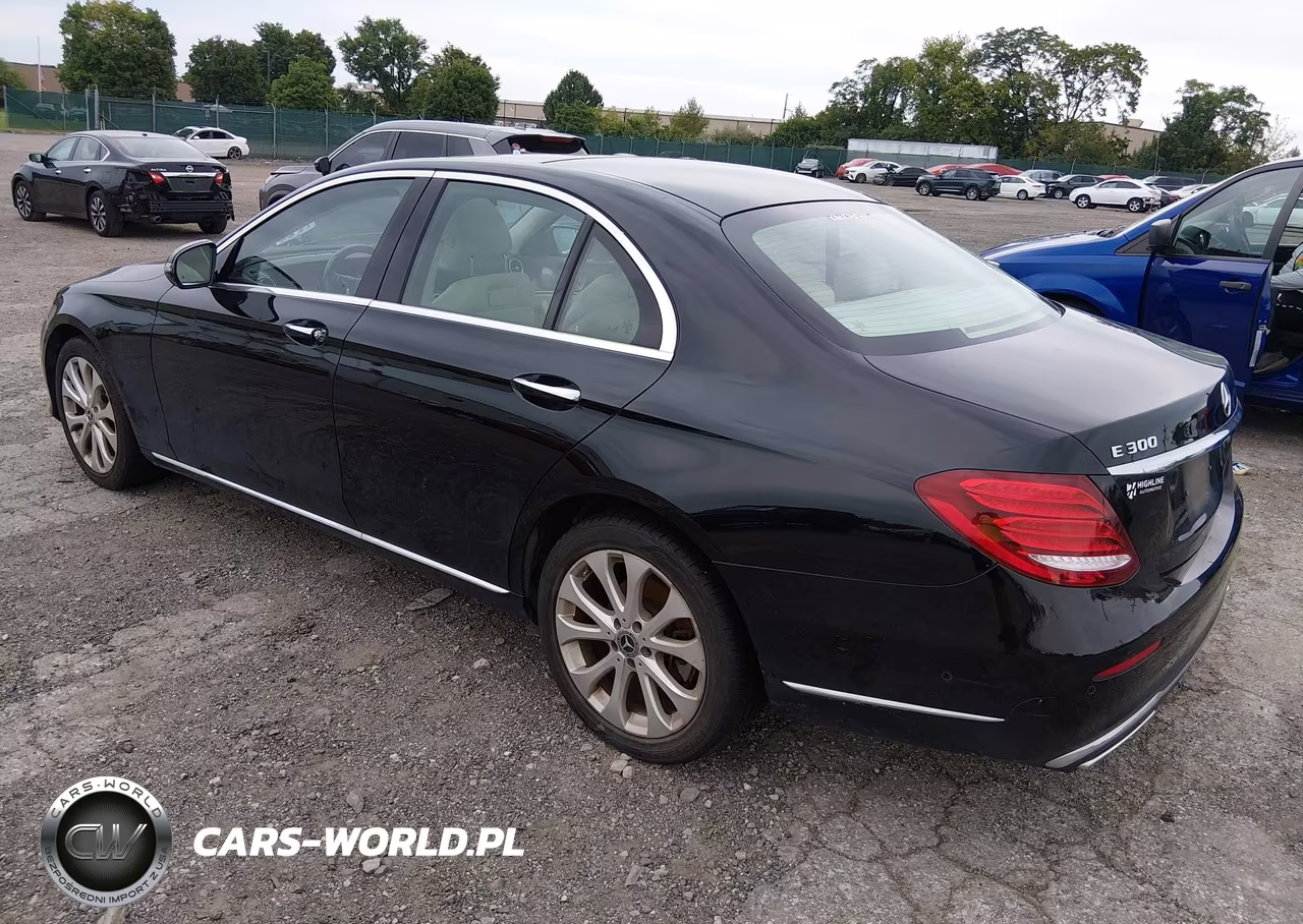 2018 Mercedes-Benz E 300 4Matic VIN:WDDZF4KB5JA377503 - 3