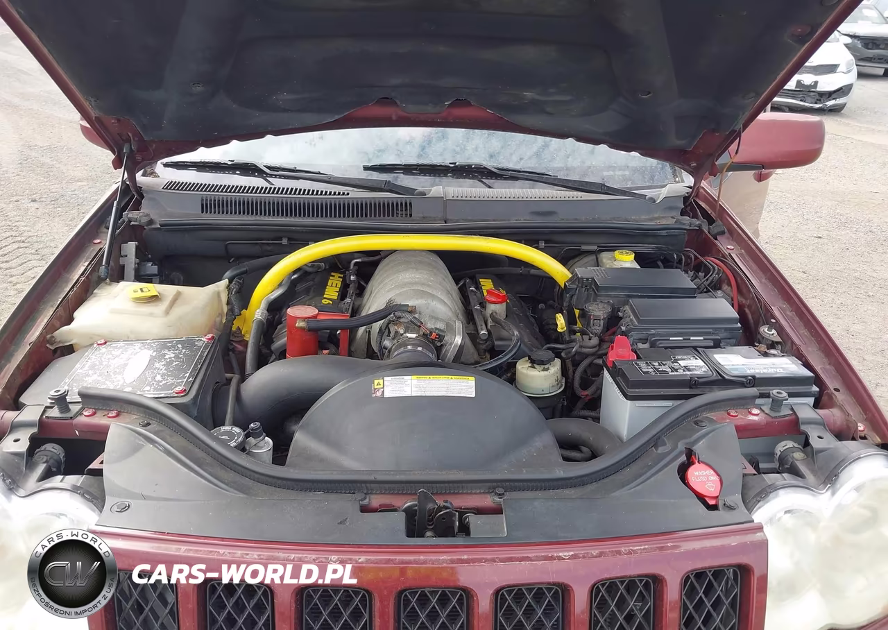 2008 Jeep Grand Cherokee Srt-8 VIN:1J8HR78328C201014 - 10