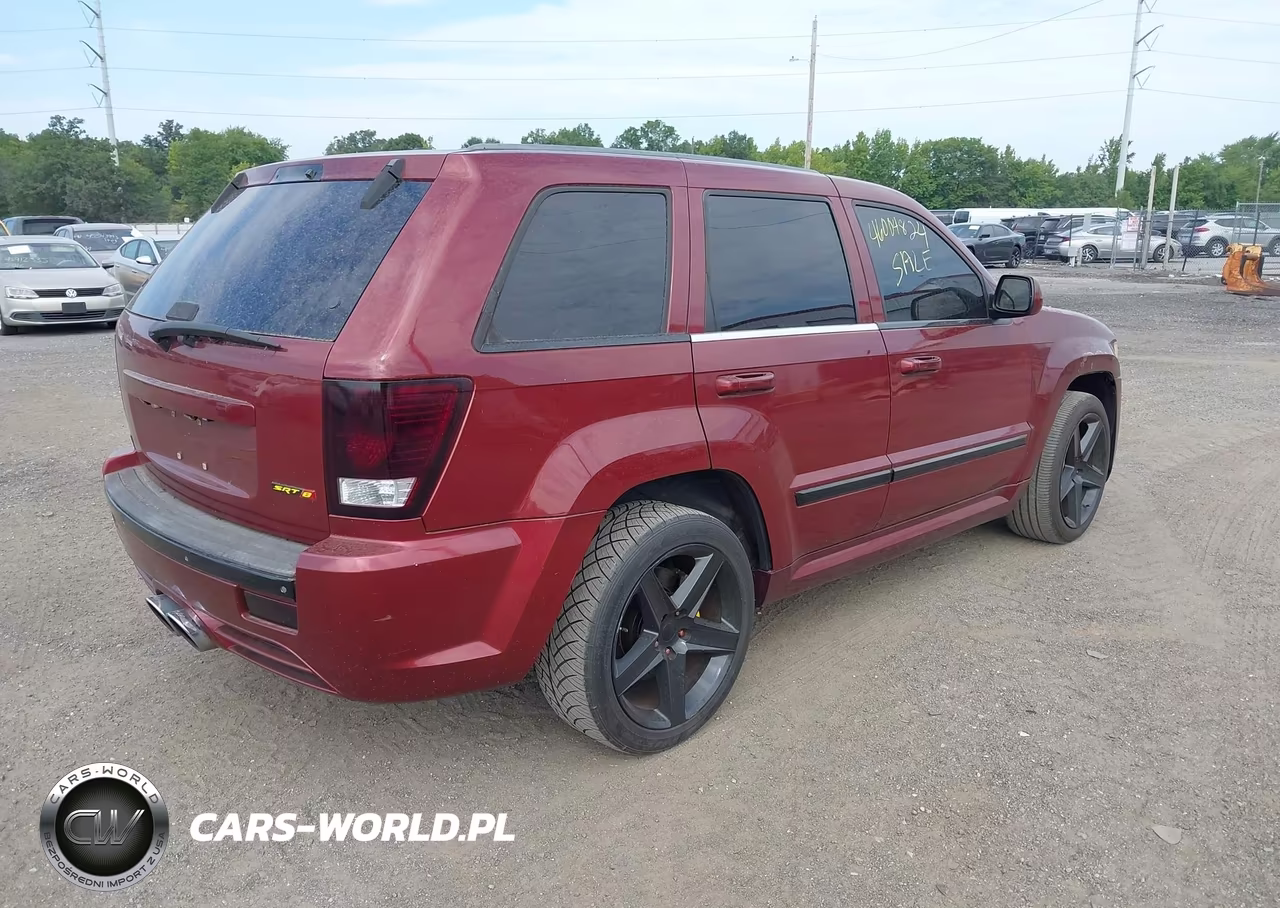 2008 Jeep Grand Cherokee Srt-8 VIN:1J8HR78328C201014 - 4