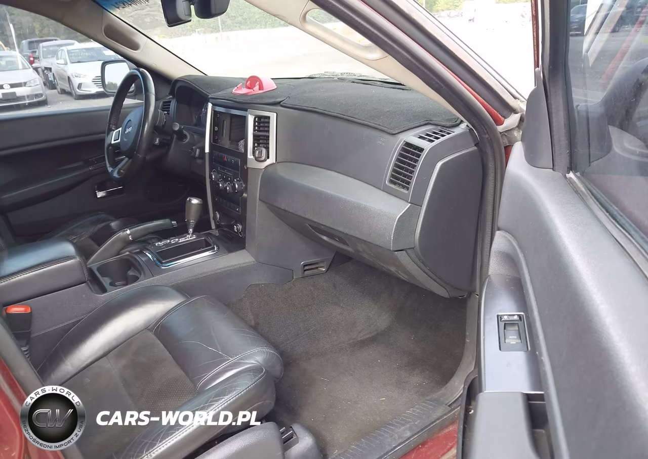 2008 Jeep Grand Cherokee Srt-8 VIN:1J8HR78328C201014 - 5