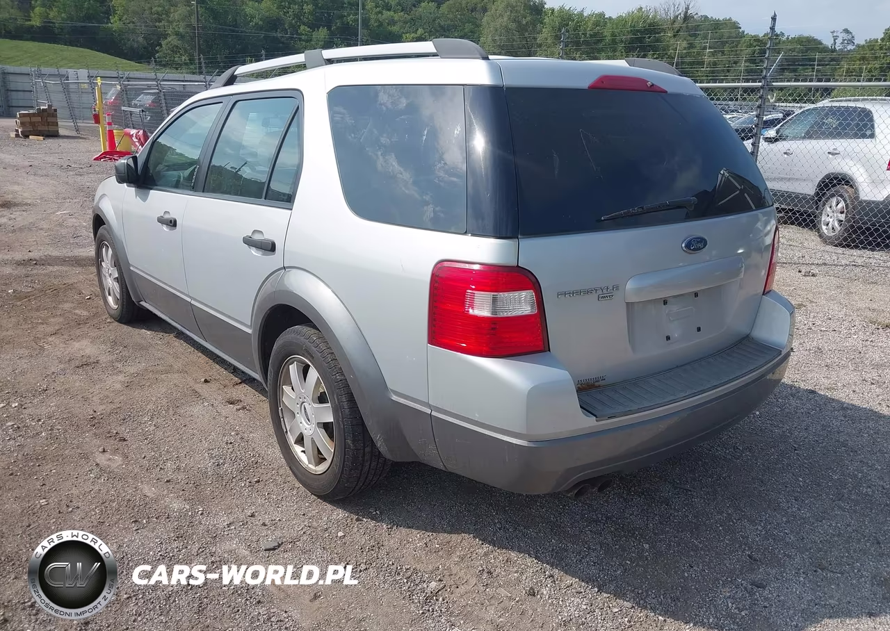 2005 Ford Freestyle Se VIN:1FMDK04145GA19904 - 3