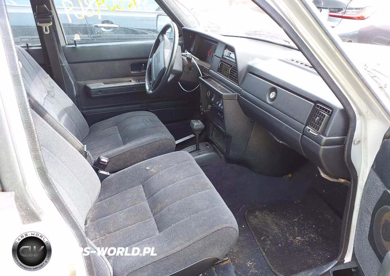 1993 Volvo 240 VIN:YV1AW8808P1955469 - 5