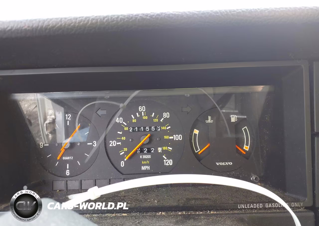 1993 Volvo 240 VIN:YV1AW8808P1955469 - 7