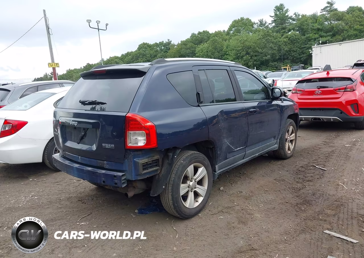 2012 Jeep Compass Sport VIN:1C4NJDBB4CD661892 - 4